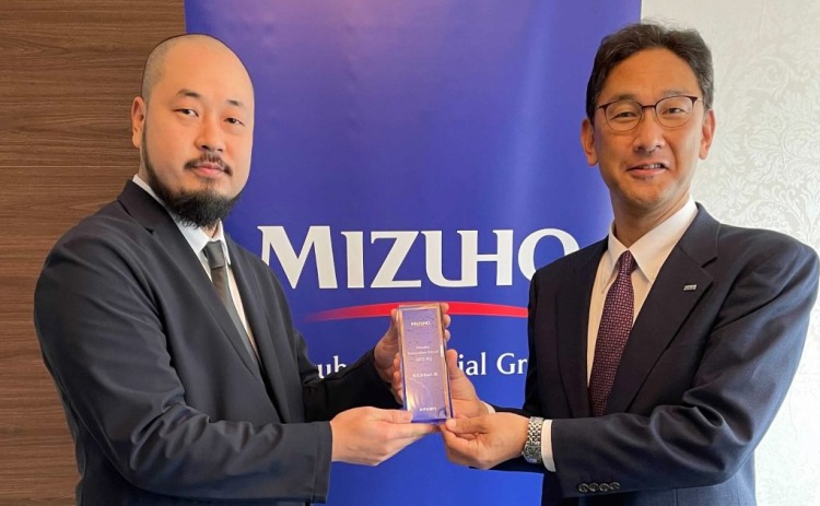 AIを活用した店舗支援SaaSの「口コミコム」を運営するmovが、みずほ銀行主催の「Mizuho Innovation Award 2022」を受賞しました